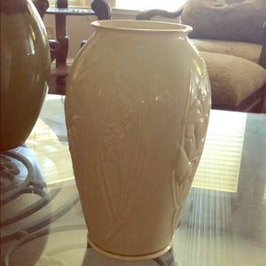 Lenox large vase with gold trim